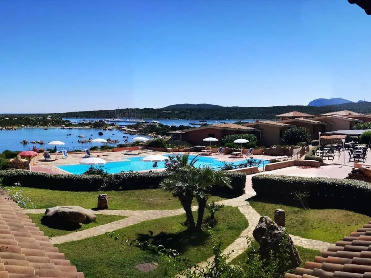 Cosy Holiday Home In Marinella With Shared Pool