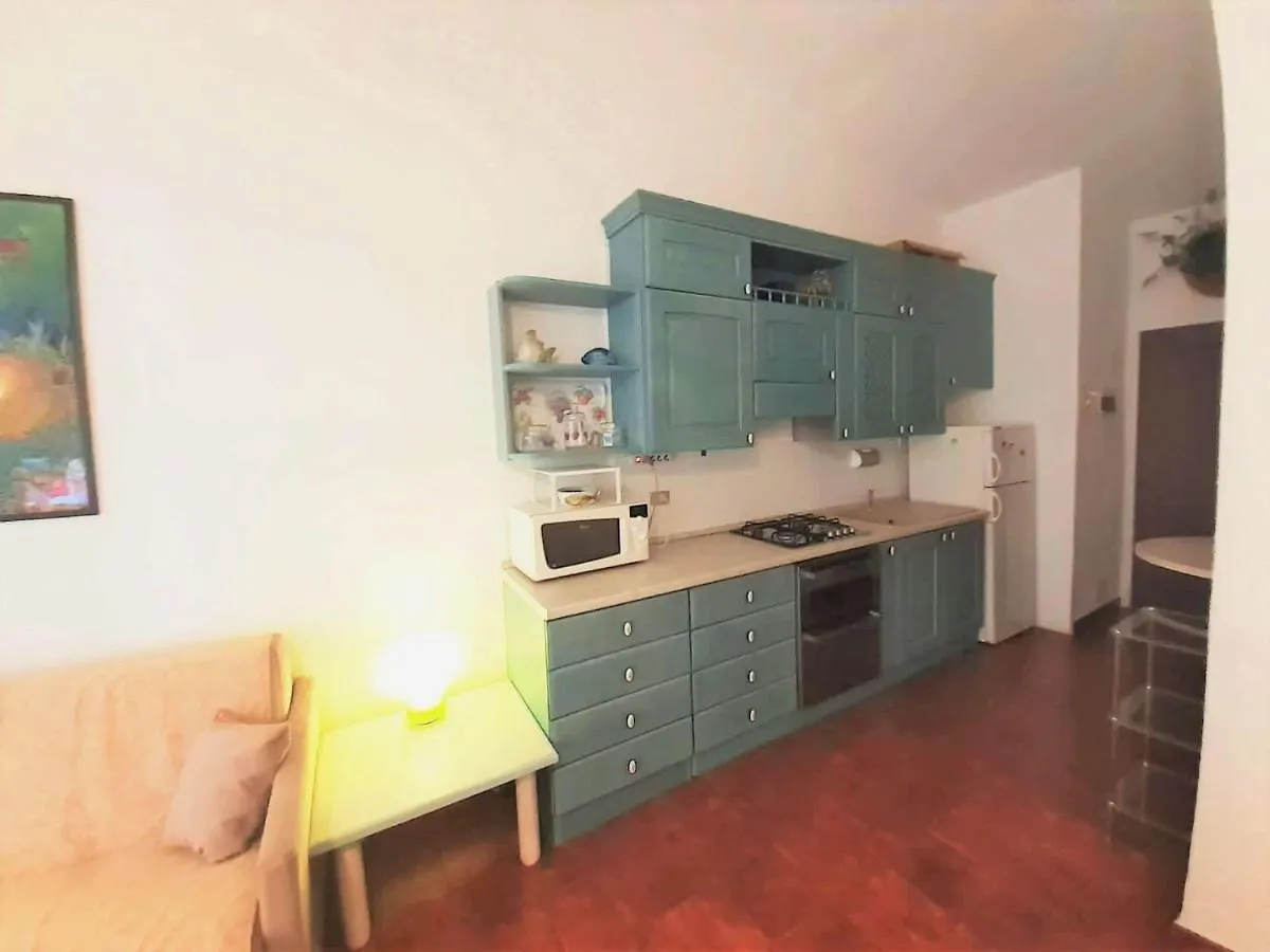 Cosy Holiday Home In Marinella With Shared Pool Italy