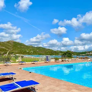 Cala Reale Marinella Guest house
